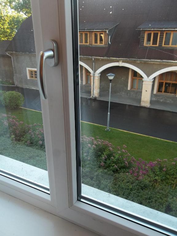 Kalna Ligzda Hotel Smiltene Kamer foto