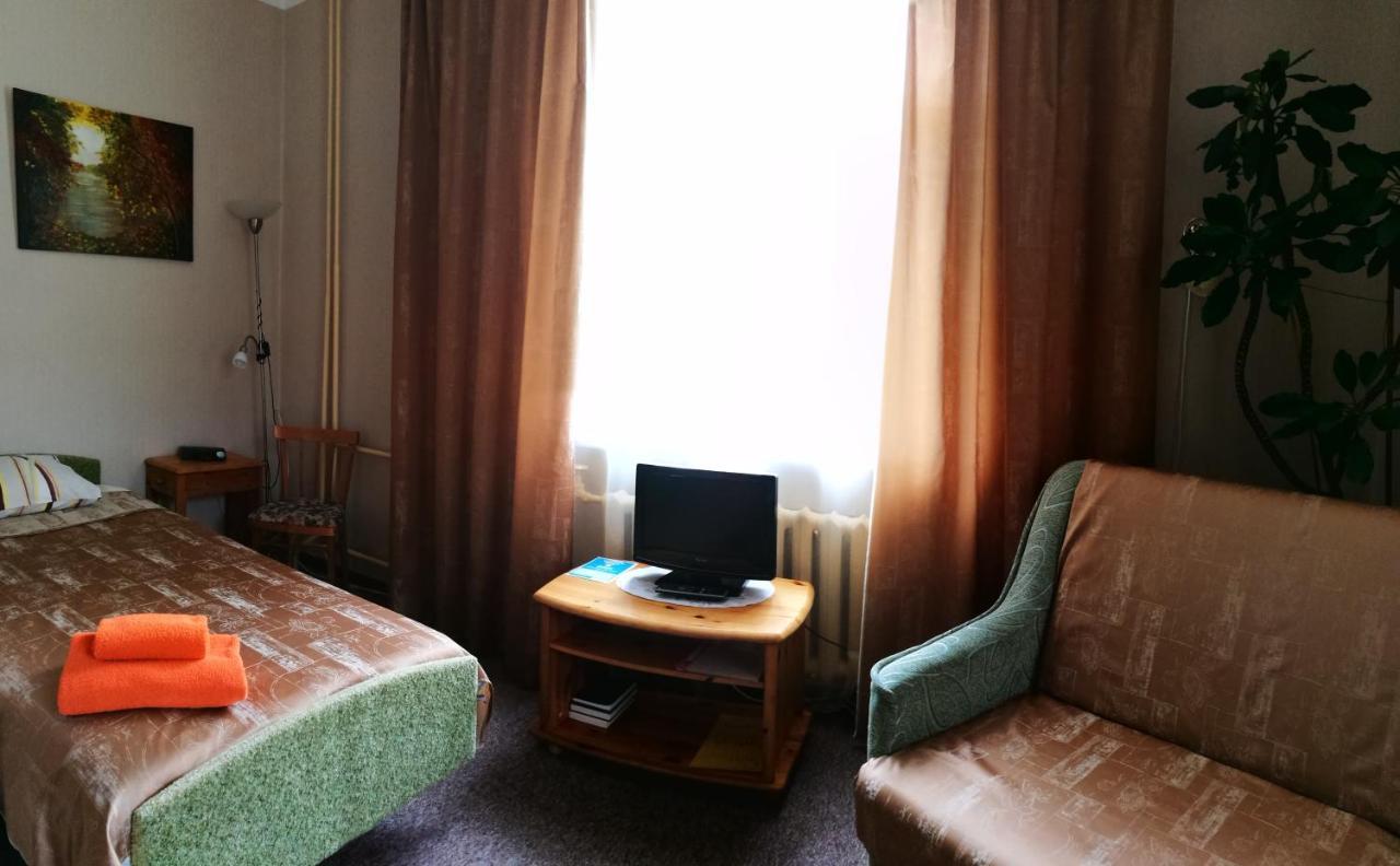 Kalna Ligzda Hotel Smiltene Buitenkant foto